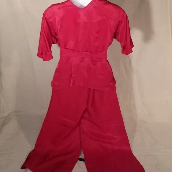 Red Silk Pant Suit w Silver detail belt (S)